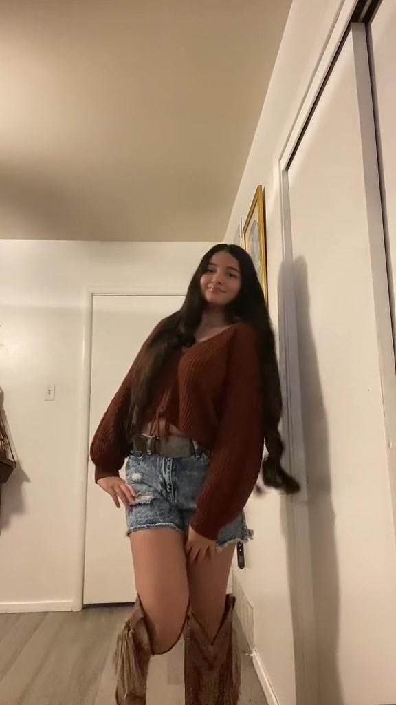 @Katyy