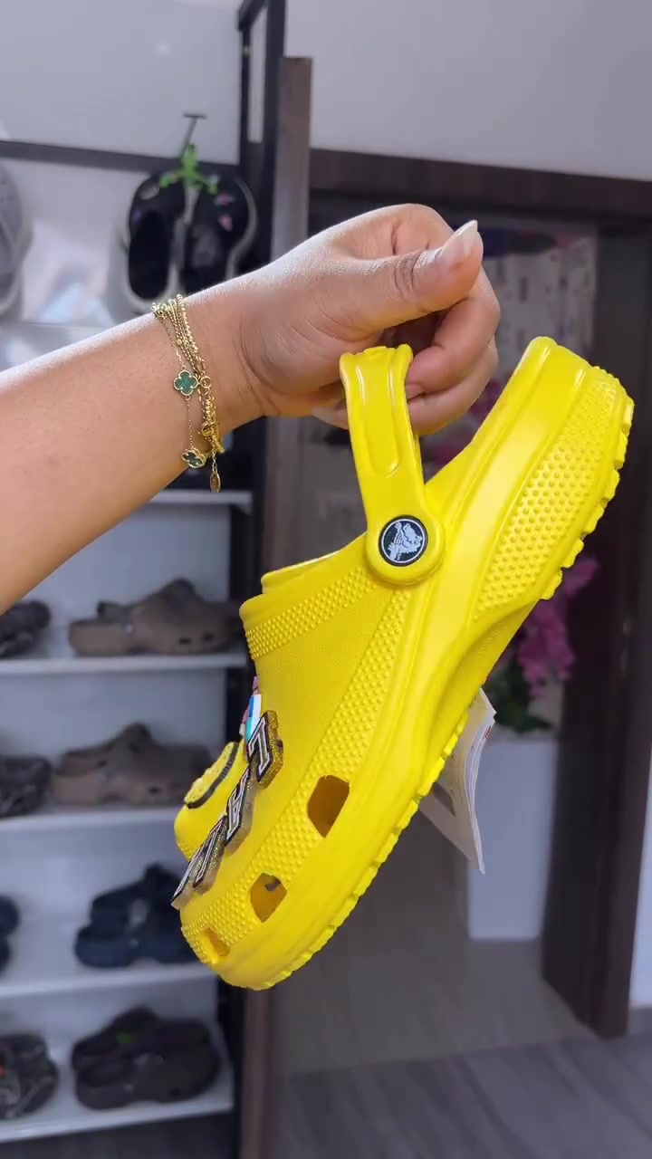 @Ari_closet🩷Crocs vendor in ib