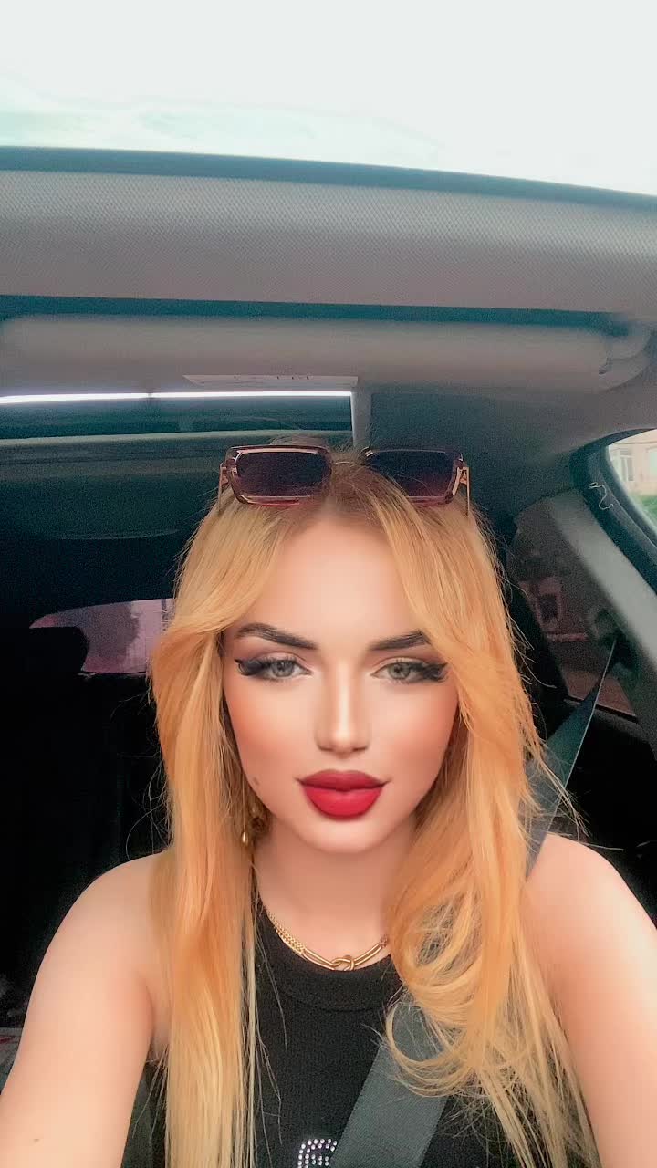 @tinazibani
