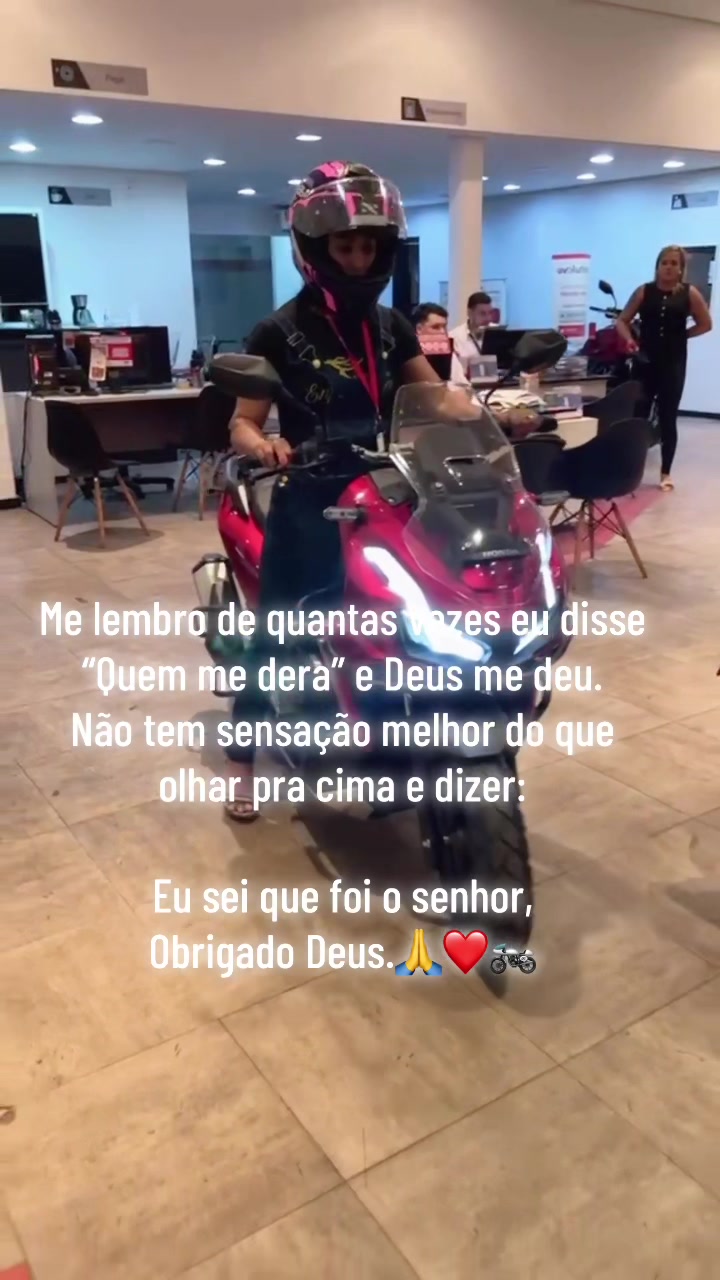 @BurguÊsinha 👑🩷