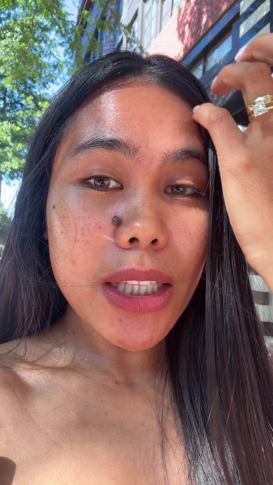 @therealviann