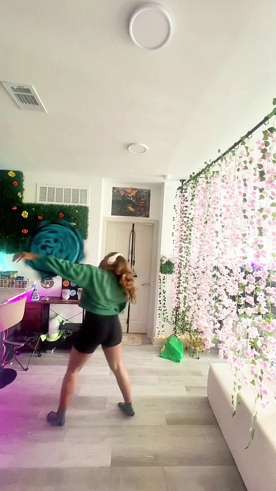 @WellBehavedLassie🍭🍄