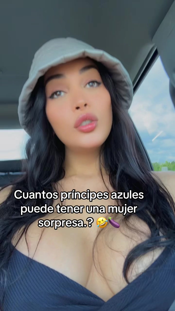 @Darlyn 🍭 La Bomb&oacute;n 🍭