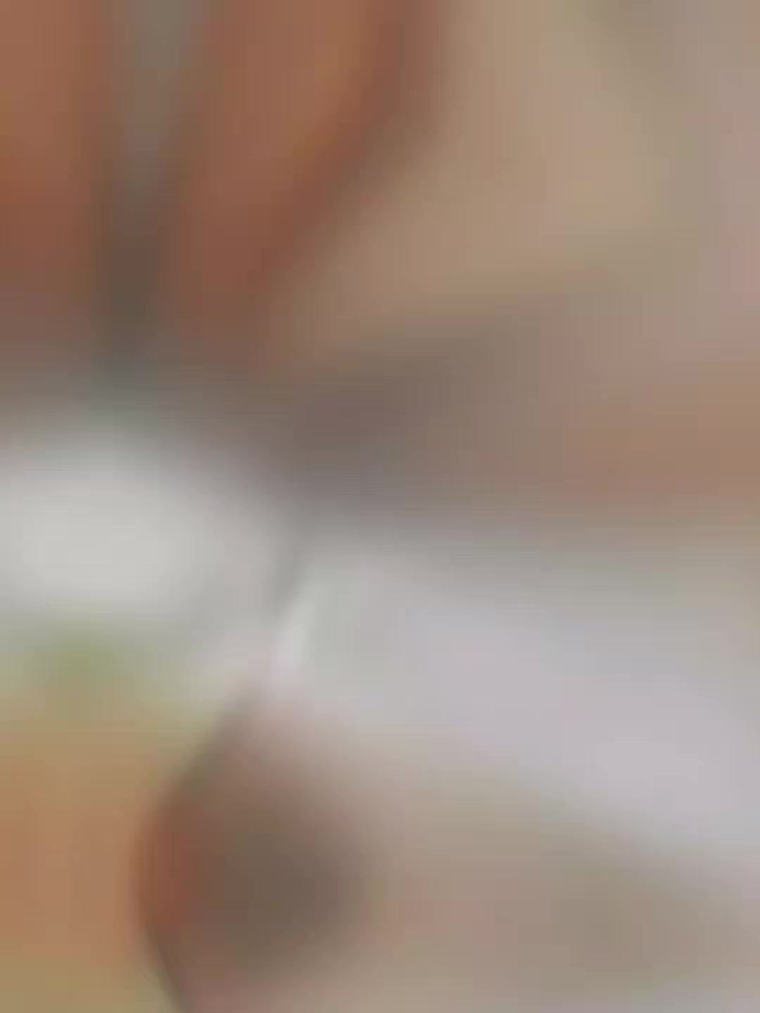 @...