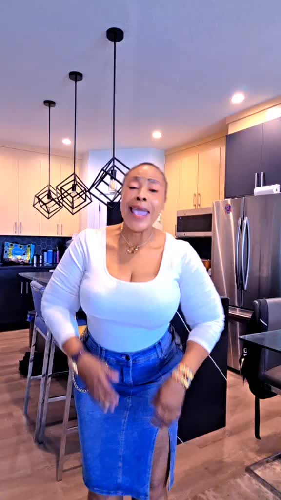 @Maryam Ariyike Ewatomi🏨