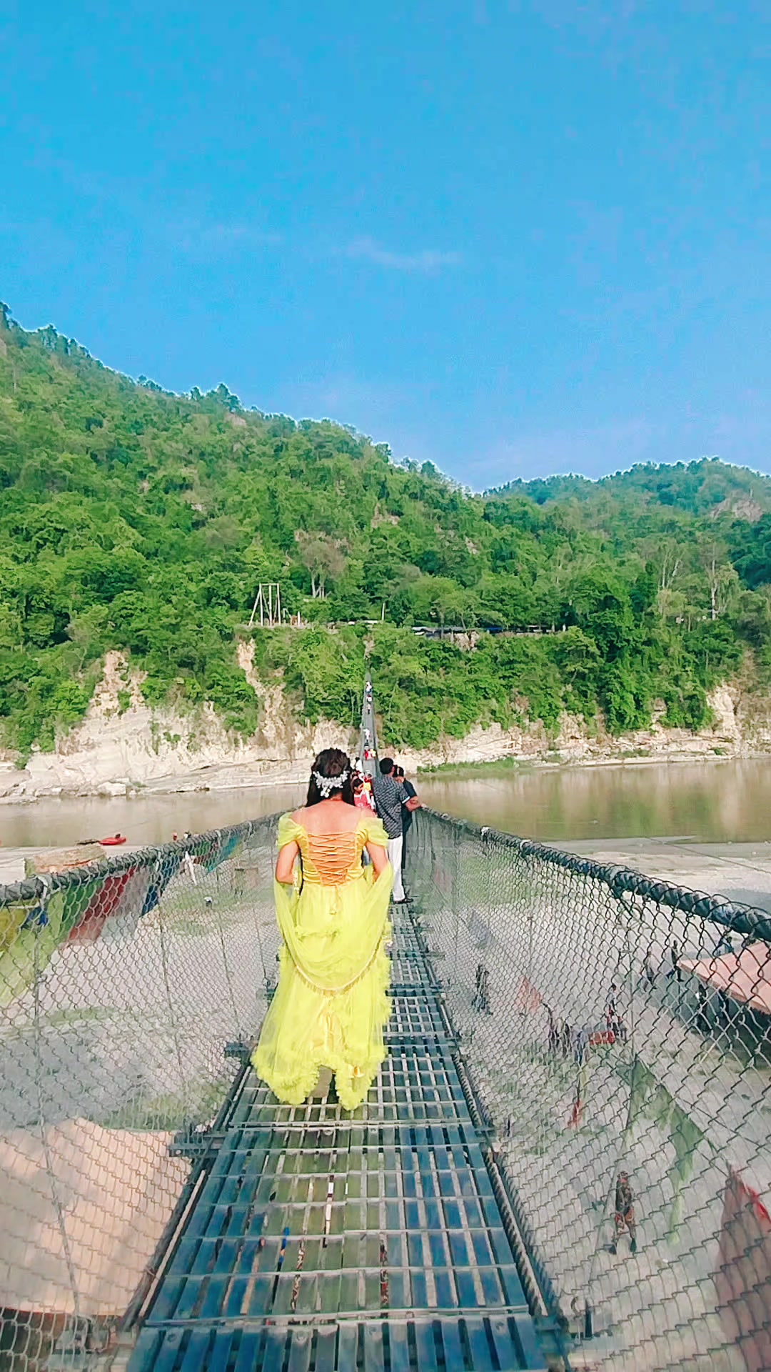 @🕉️Tharuni Nami🕉️