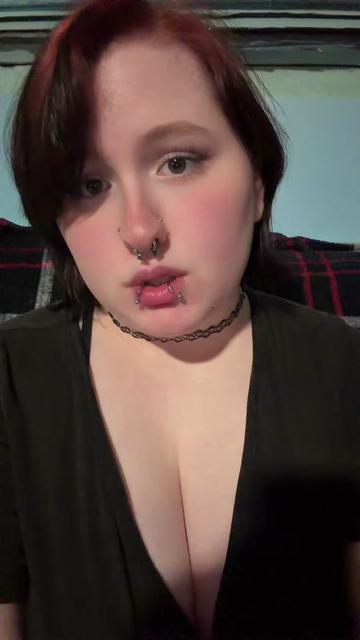 @goth-pixie
