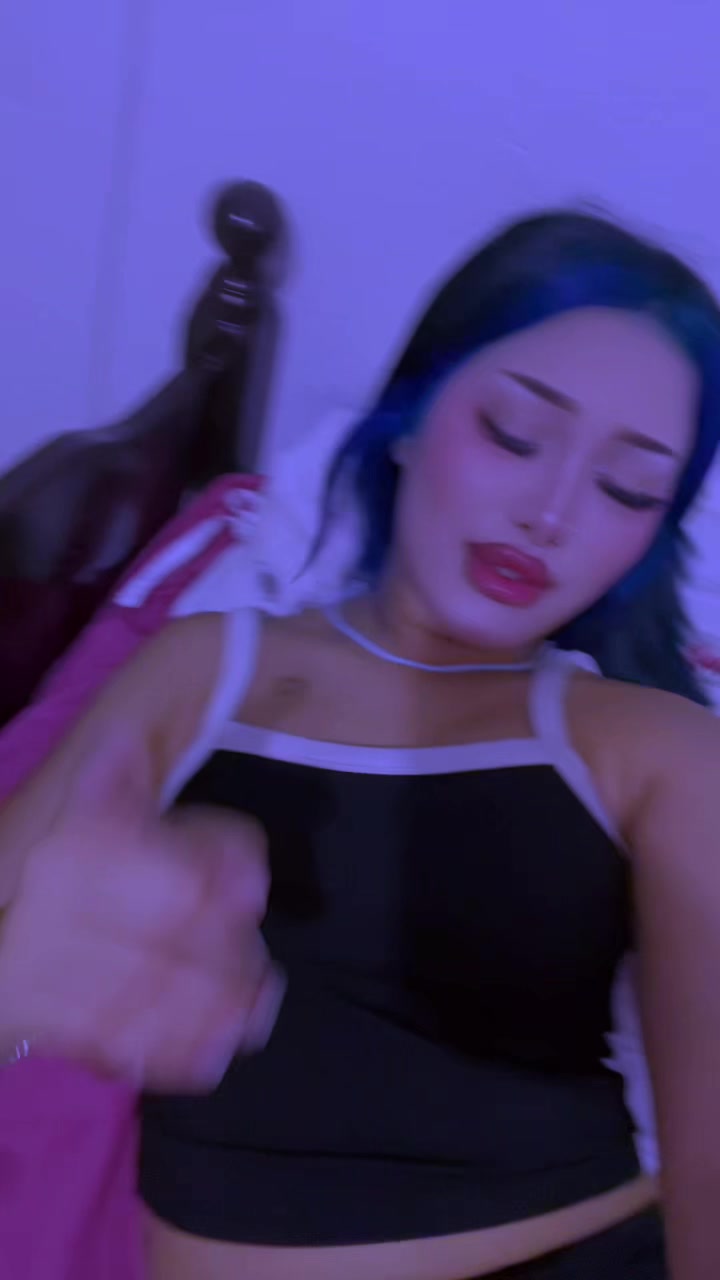 @Latina