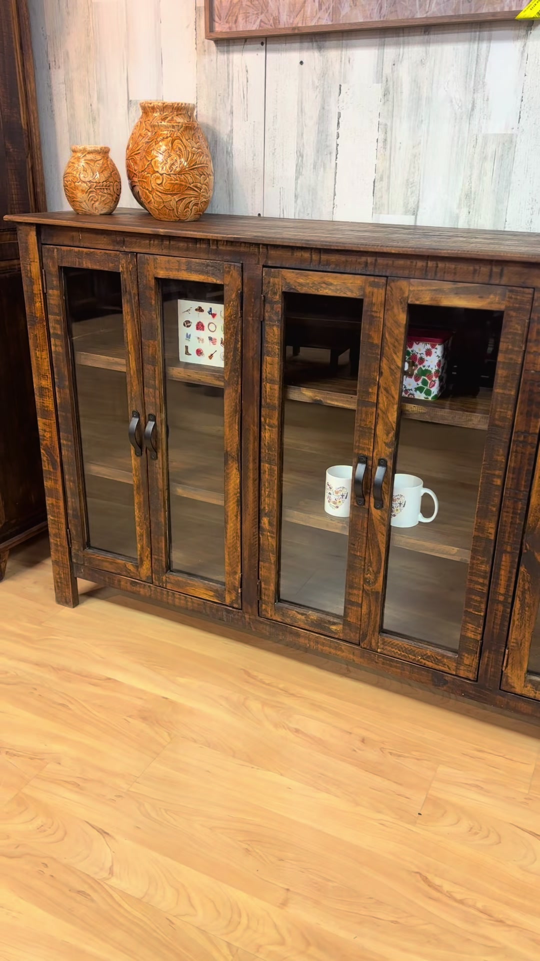 @RusticFurnitureDepot