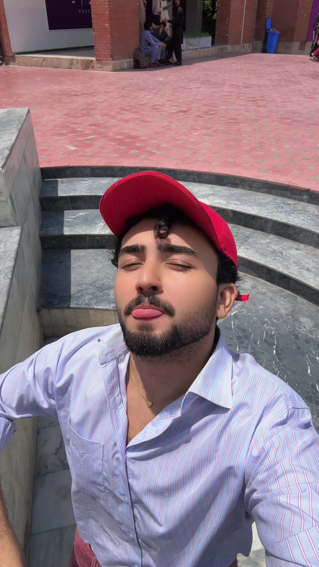 @Mr Curly._