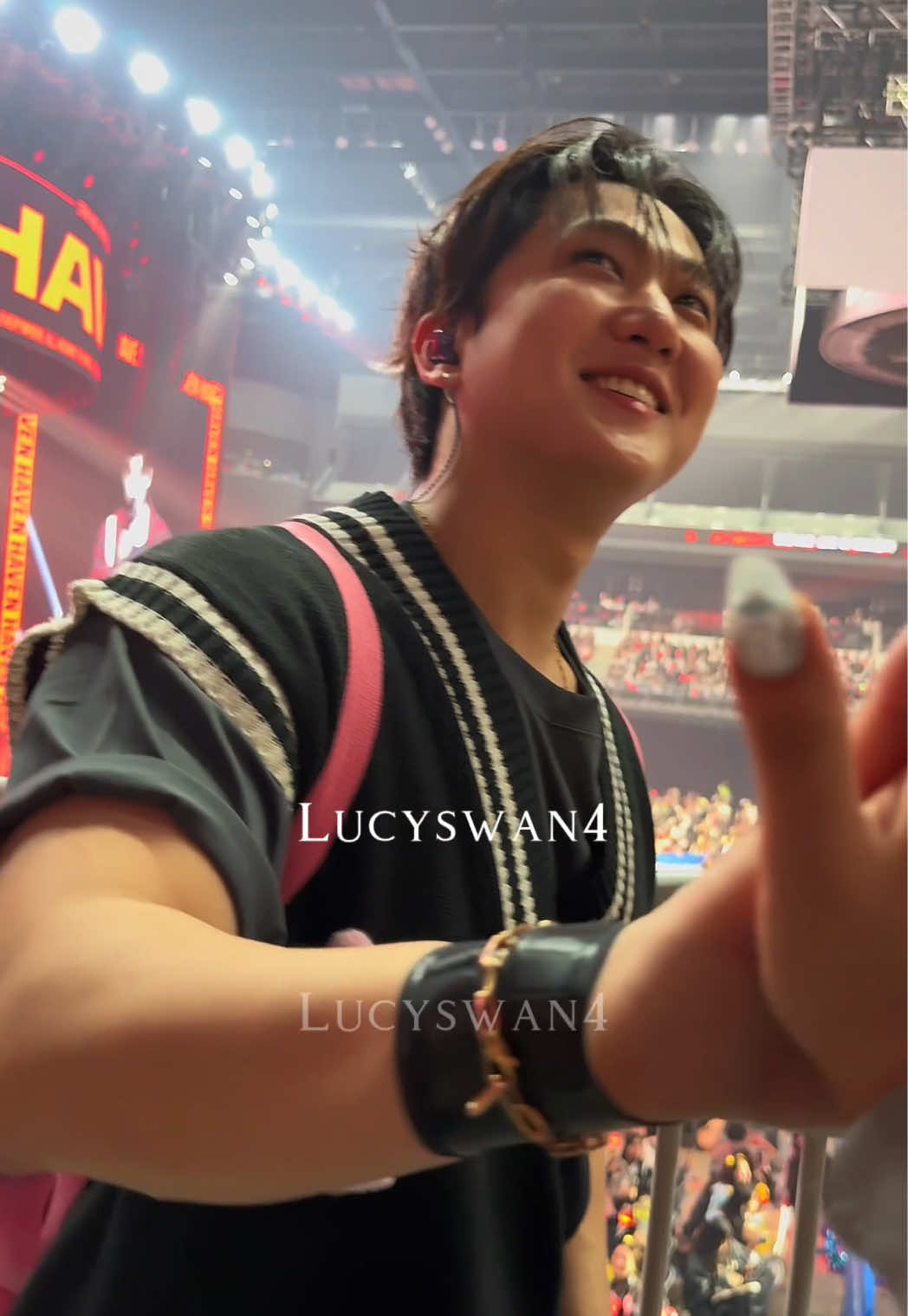 @Lucy-Swan