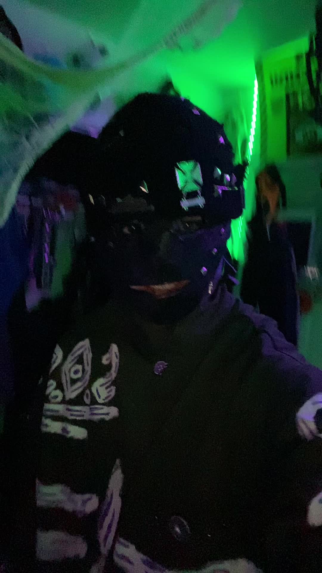 @🕸️ᴍᴀɢɢᴏᴛ ғᴀᴄᴇ🕷️