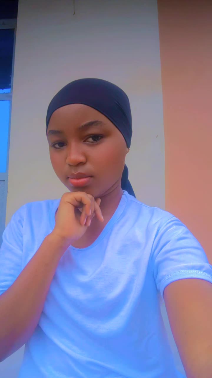@Happy Queen🥹❤️