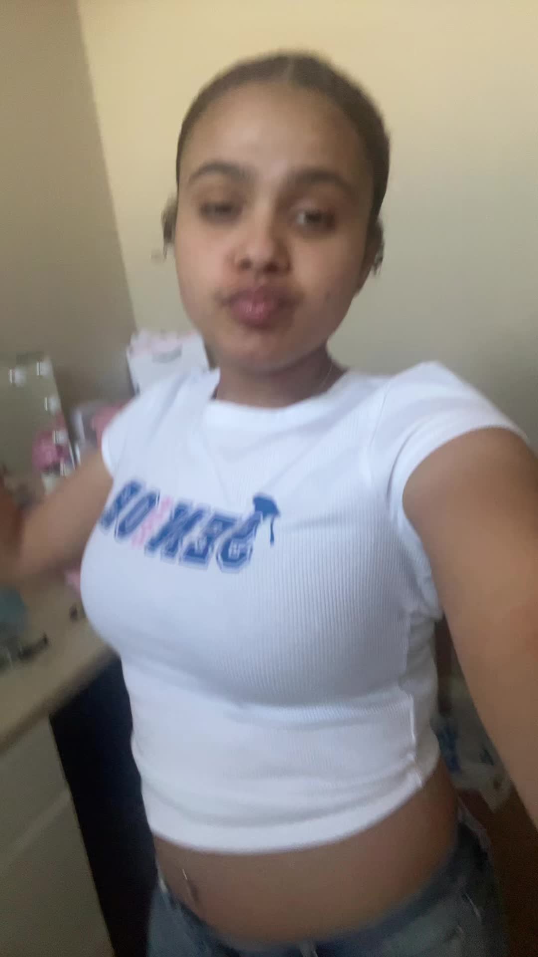 @Saniahhhh