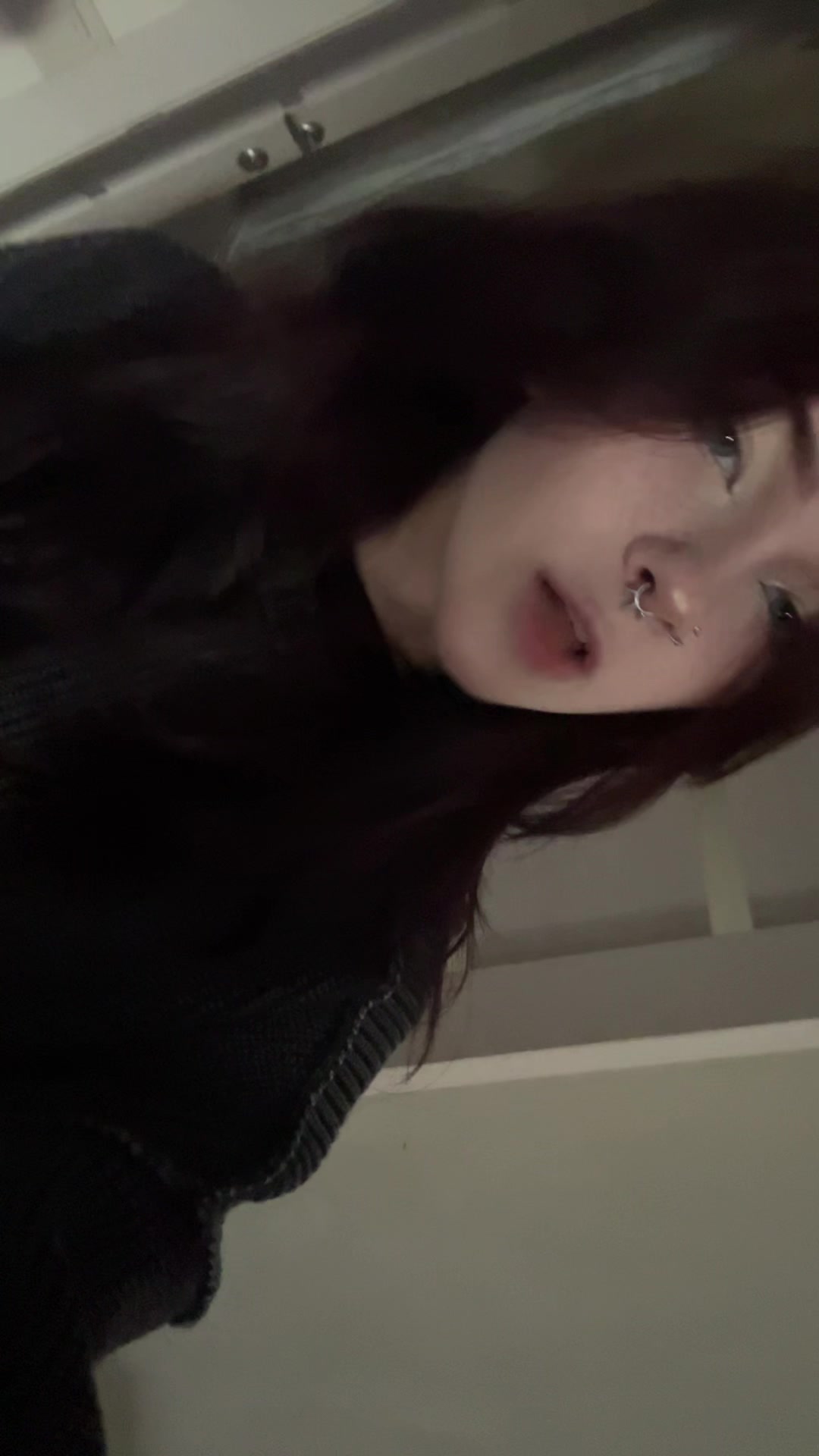 @skvivly