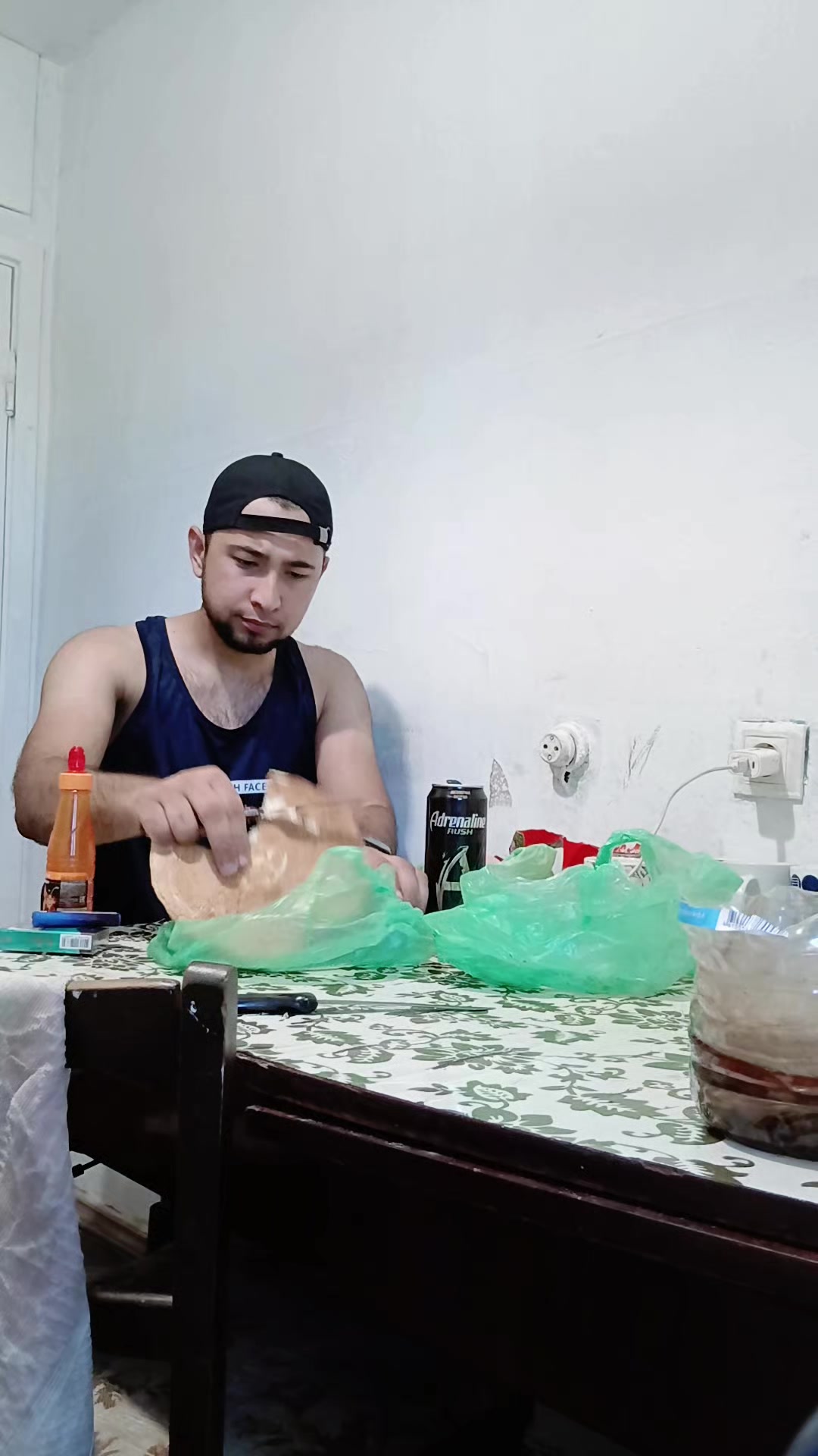 @LAZIZBEK VINES 💛