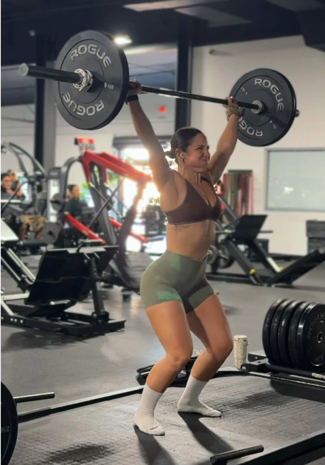 @alivewithzahra