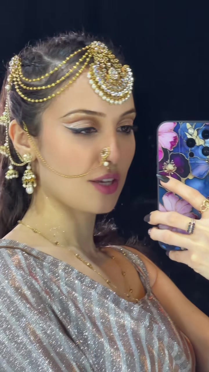 @Krsna Priya Dasa