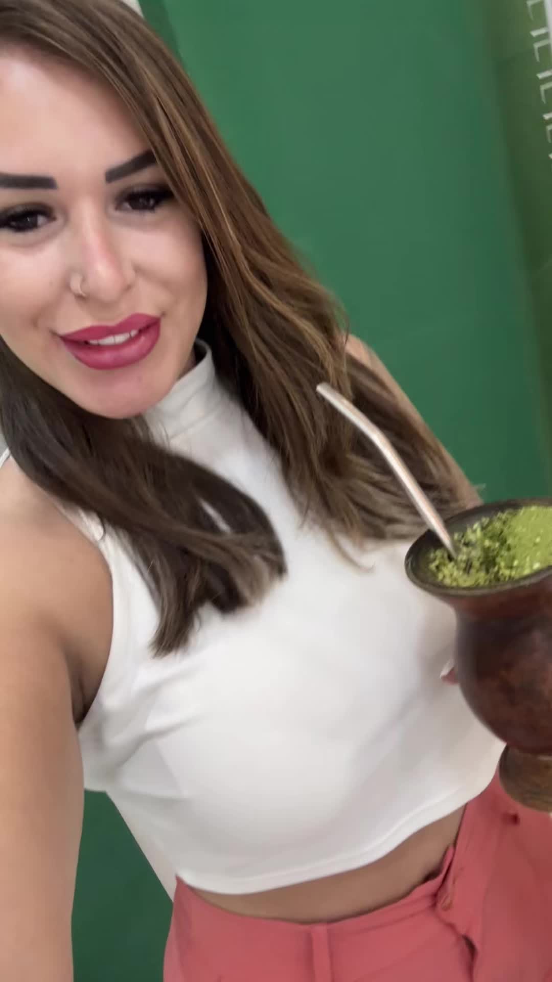 @Viviane