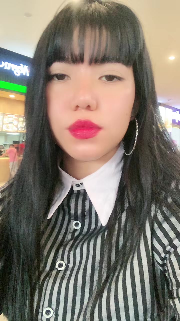 @Mía🖤🦋
