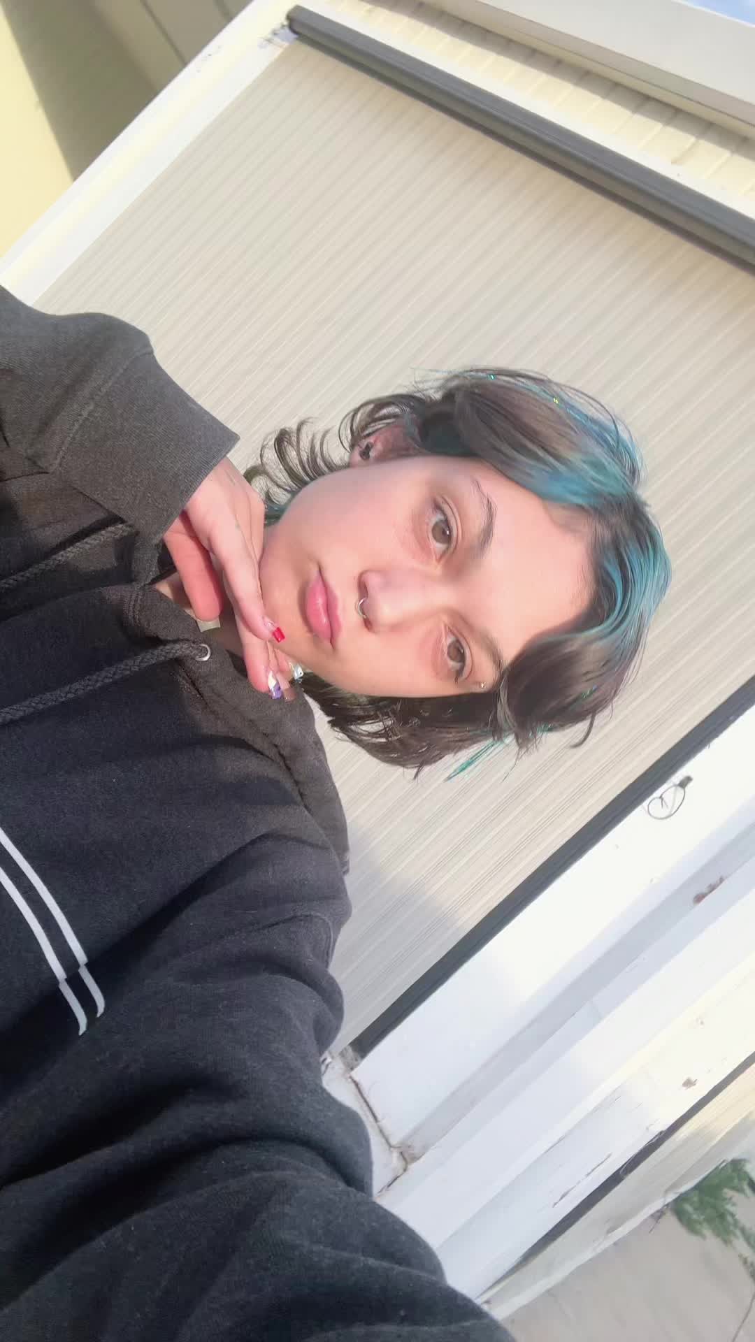 @Sharkbait420