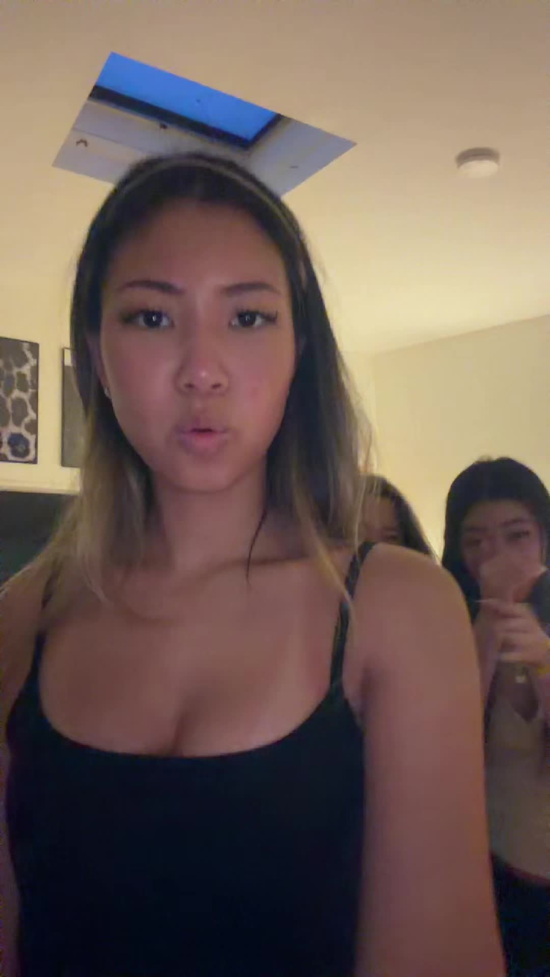 @y