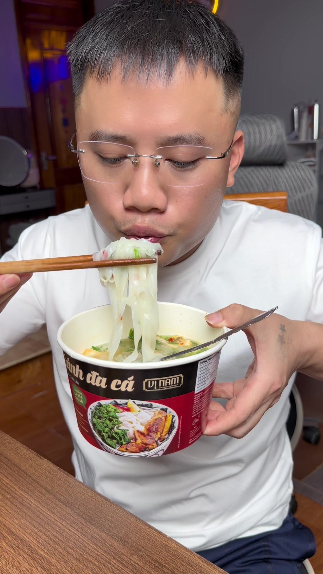 @Nguyễn Văn Hậu (Hậu Troll)