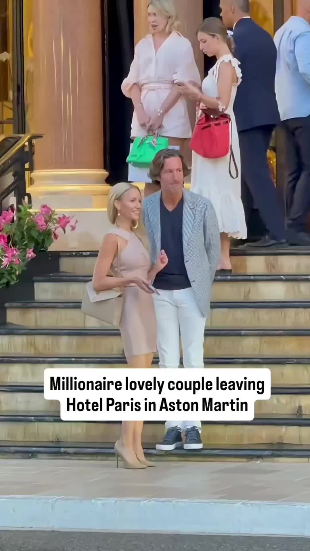 @World_fashion_channel