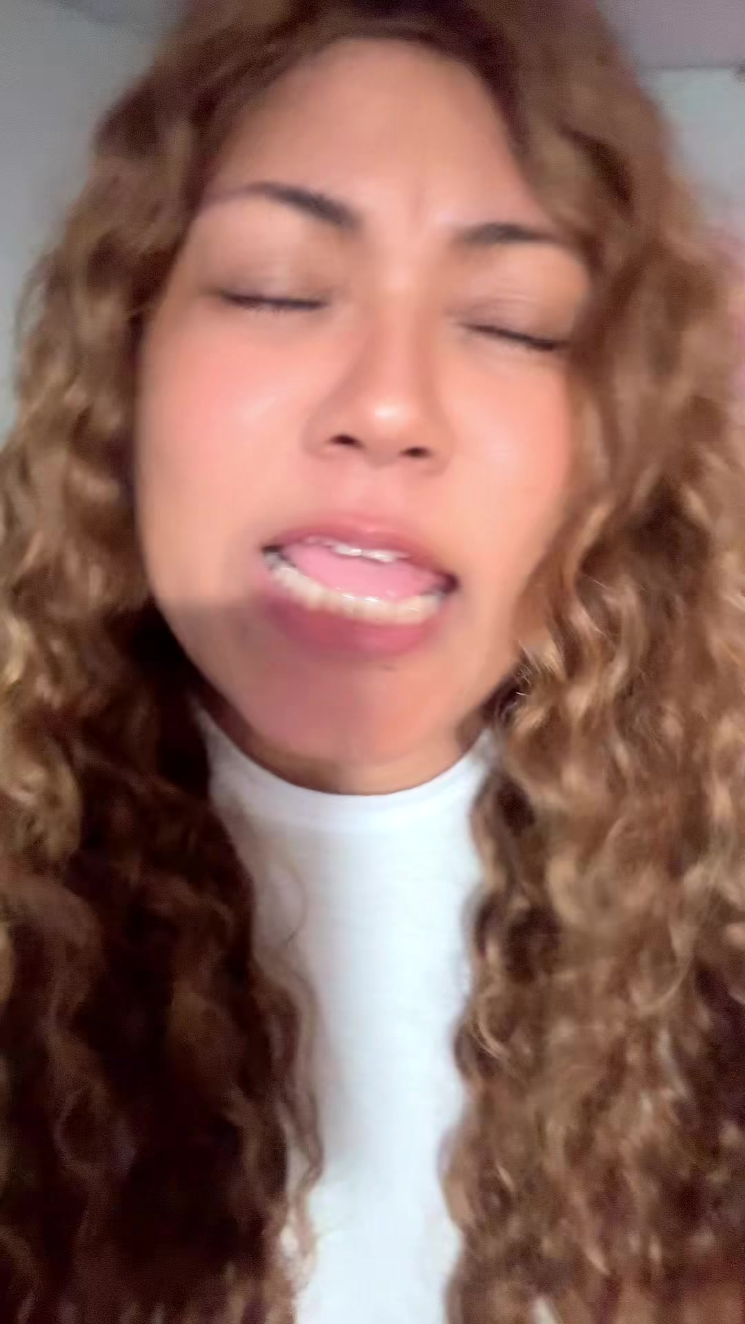 @Fior Vásquez