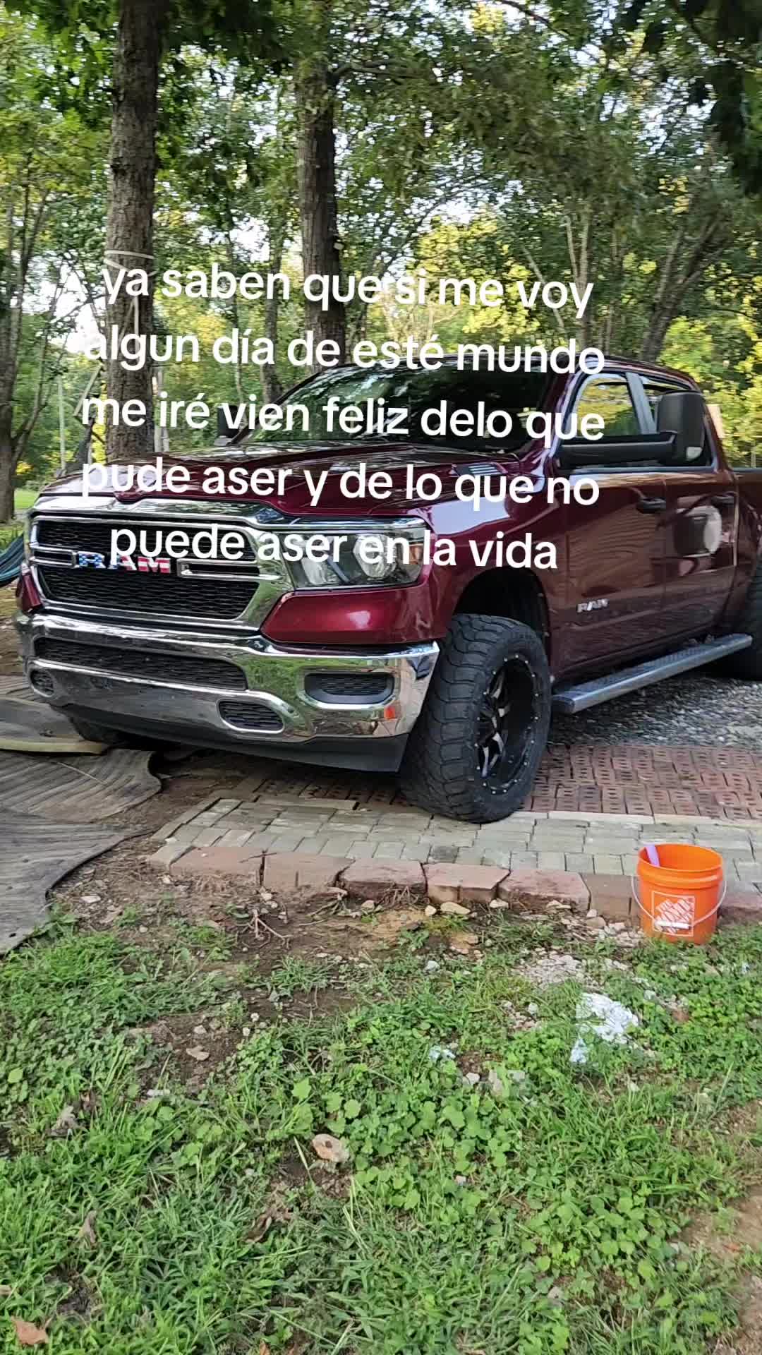 @Hugoelia9570459@