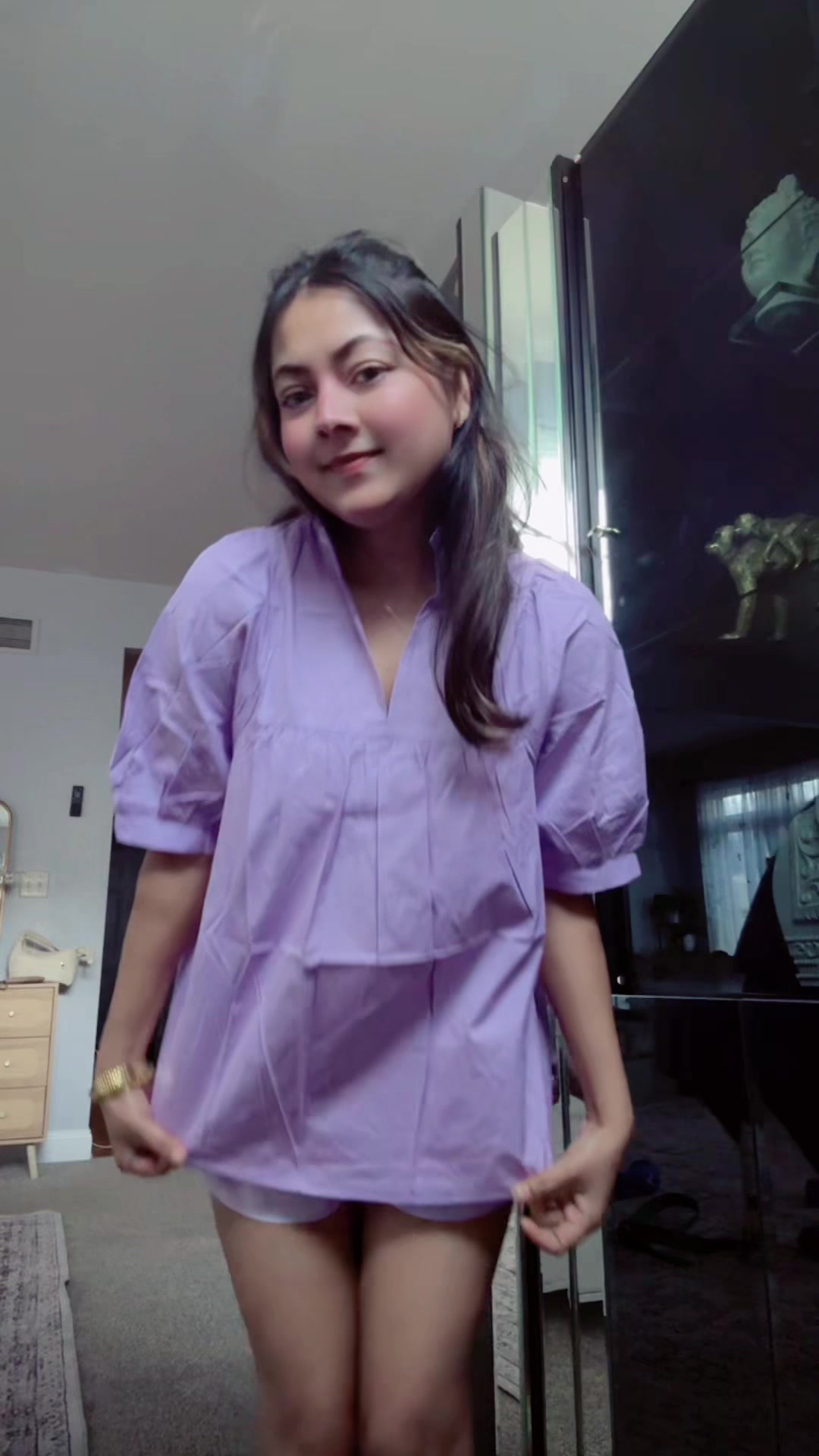 @Naina_🕊️🦋