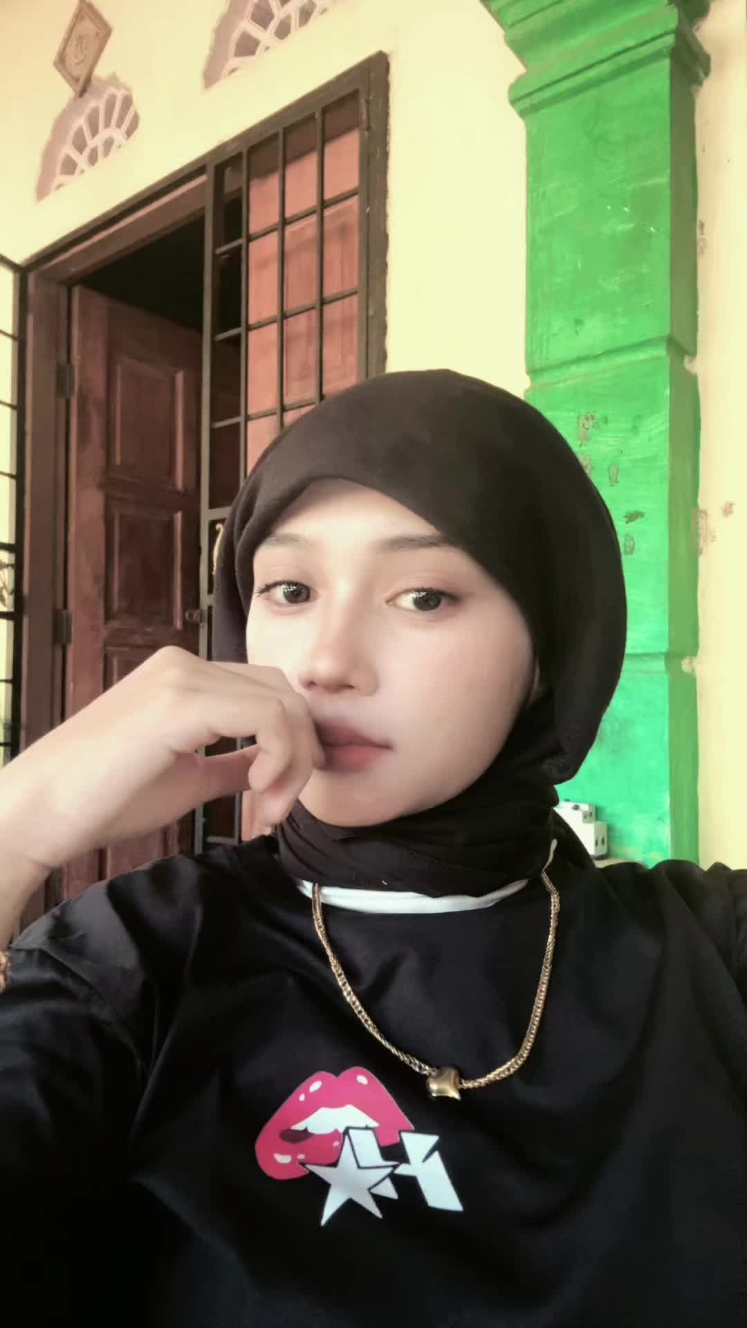 @erika 𝜗𝜚