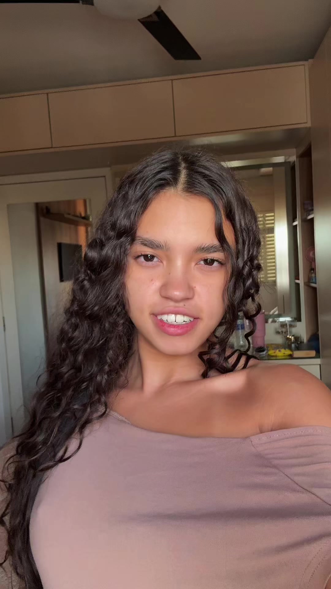 @SISI