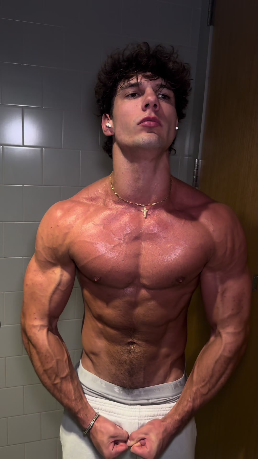 @Zachariah.Kershner🔱