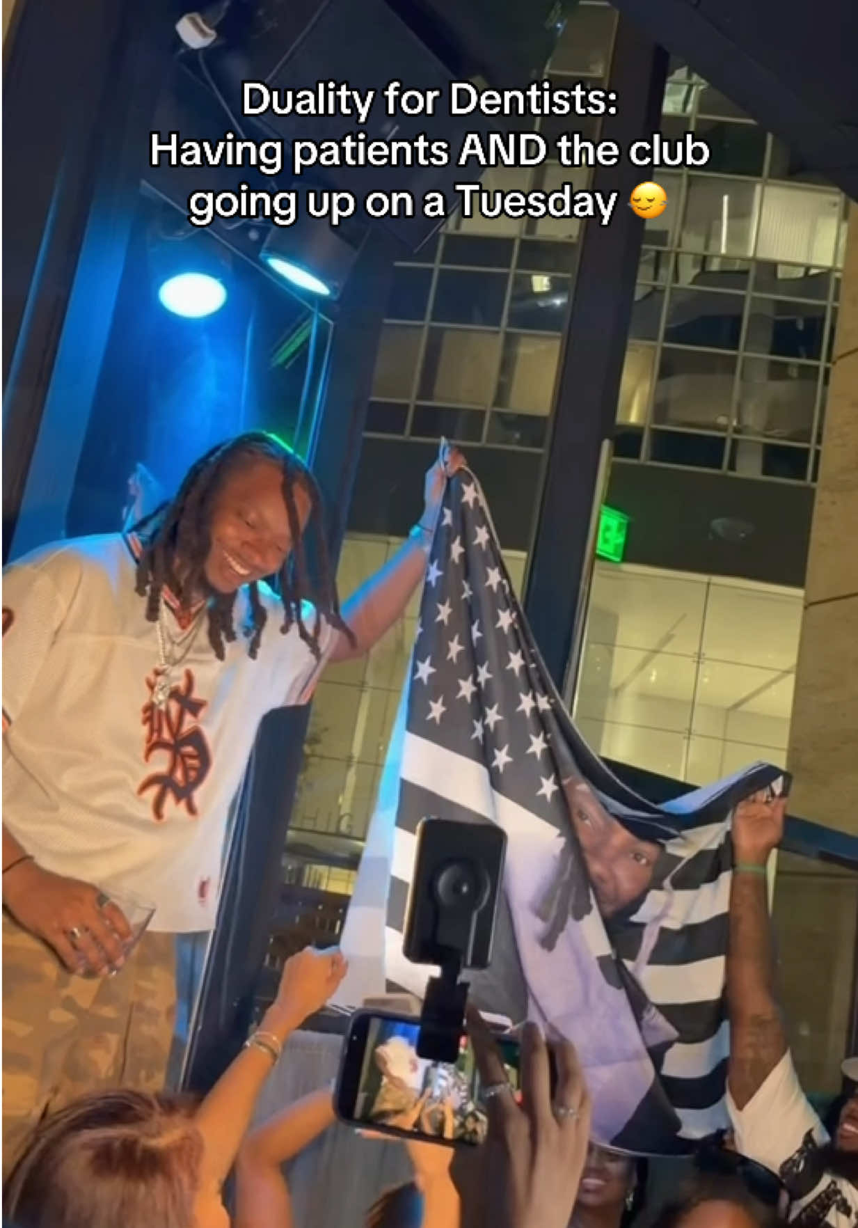 @Dr. J 🦷