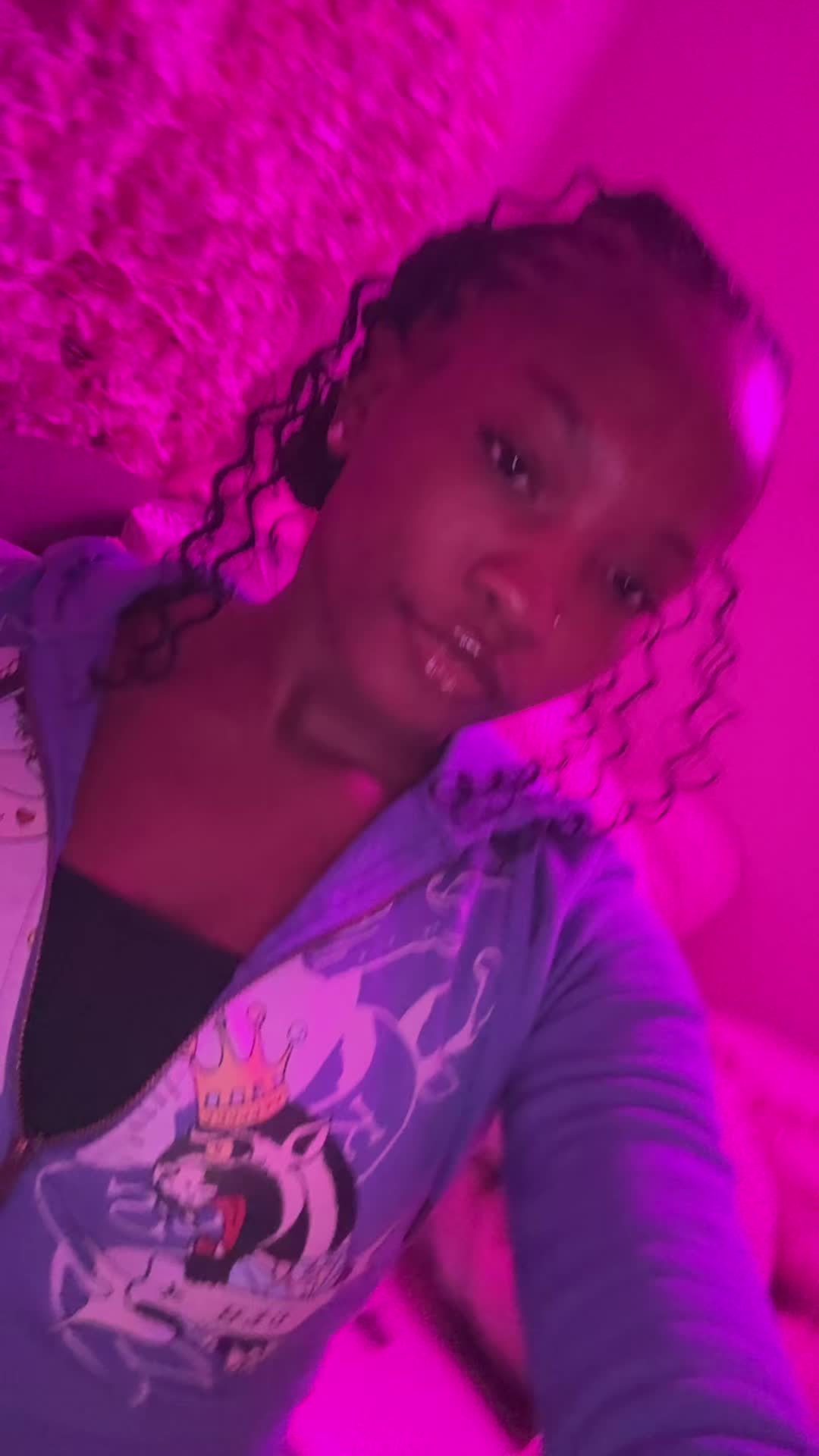 @Raaaeeeee