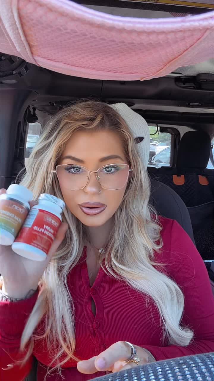 @KristinaMarie✨✨