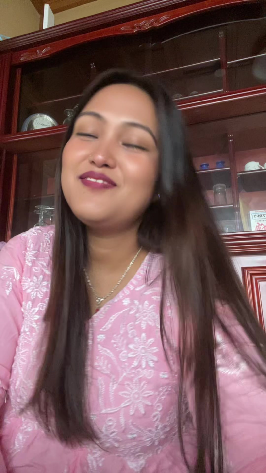 @Saraa