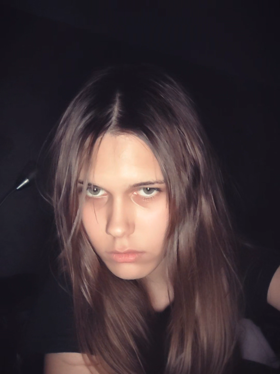 @𝘴𝘮𝘰𝘬𝘺𝘱𝘢𝘸 𝘹.𝘲