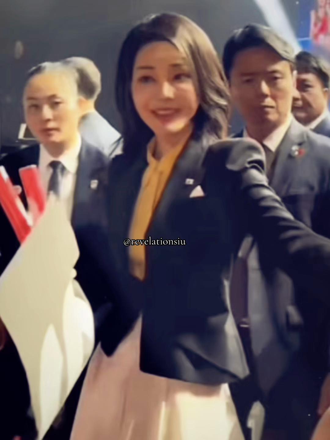 @𝙛𝙖𝙣_𝙠𝙞𝙢𝙠𝙚𝙤𝙣𝙝𝙚𝙚୨ৎ