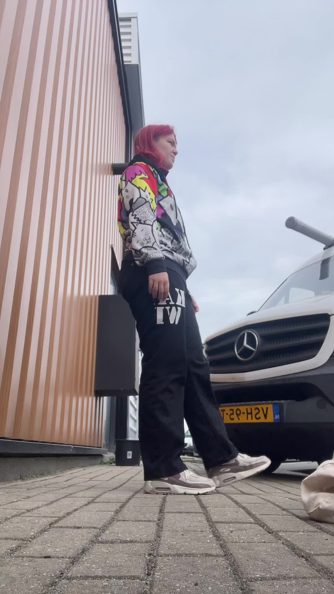 @Zo&euml;