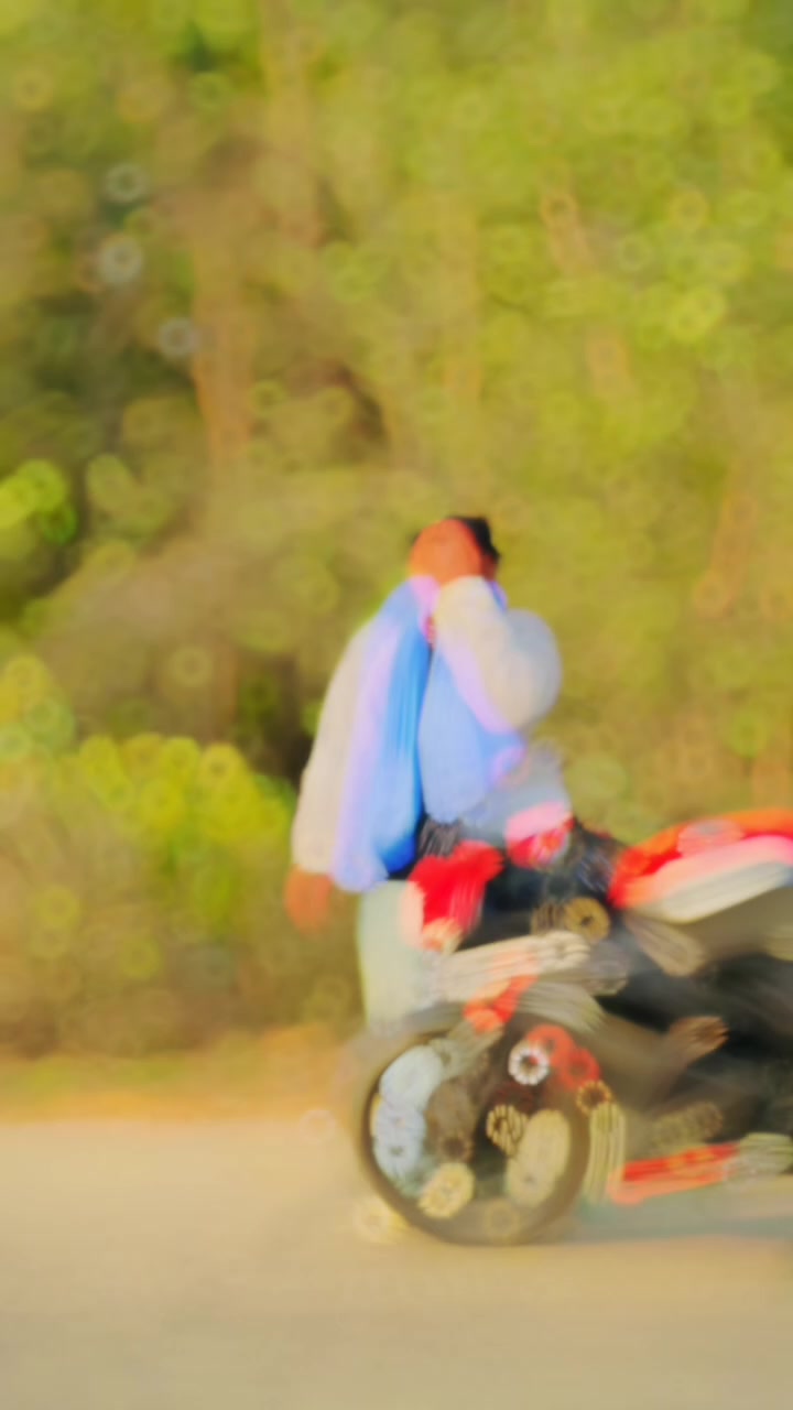 @𝚋𝚞𝚗𝚗𝚢