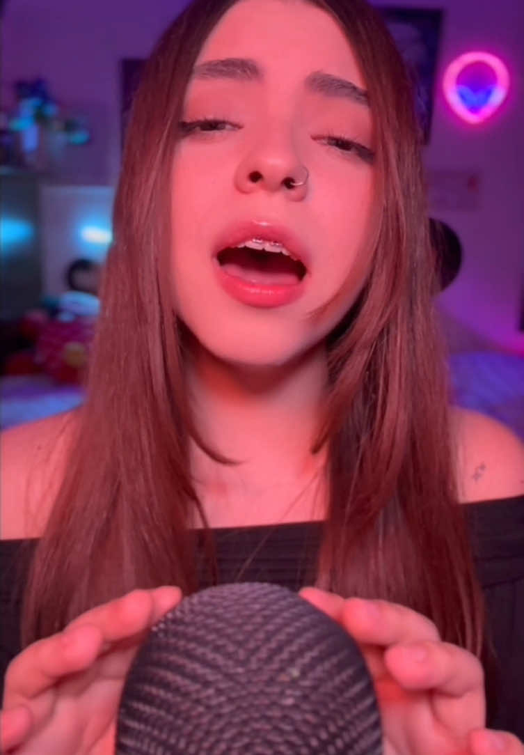 @Blacky_Asmr