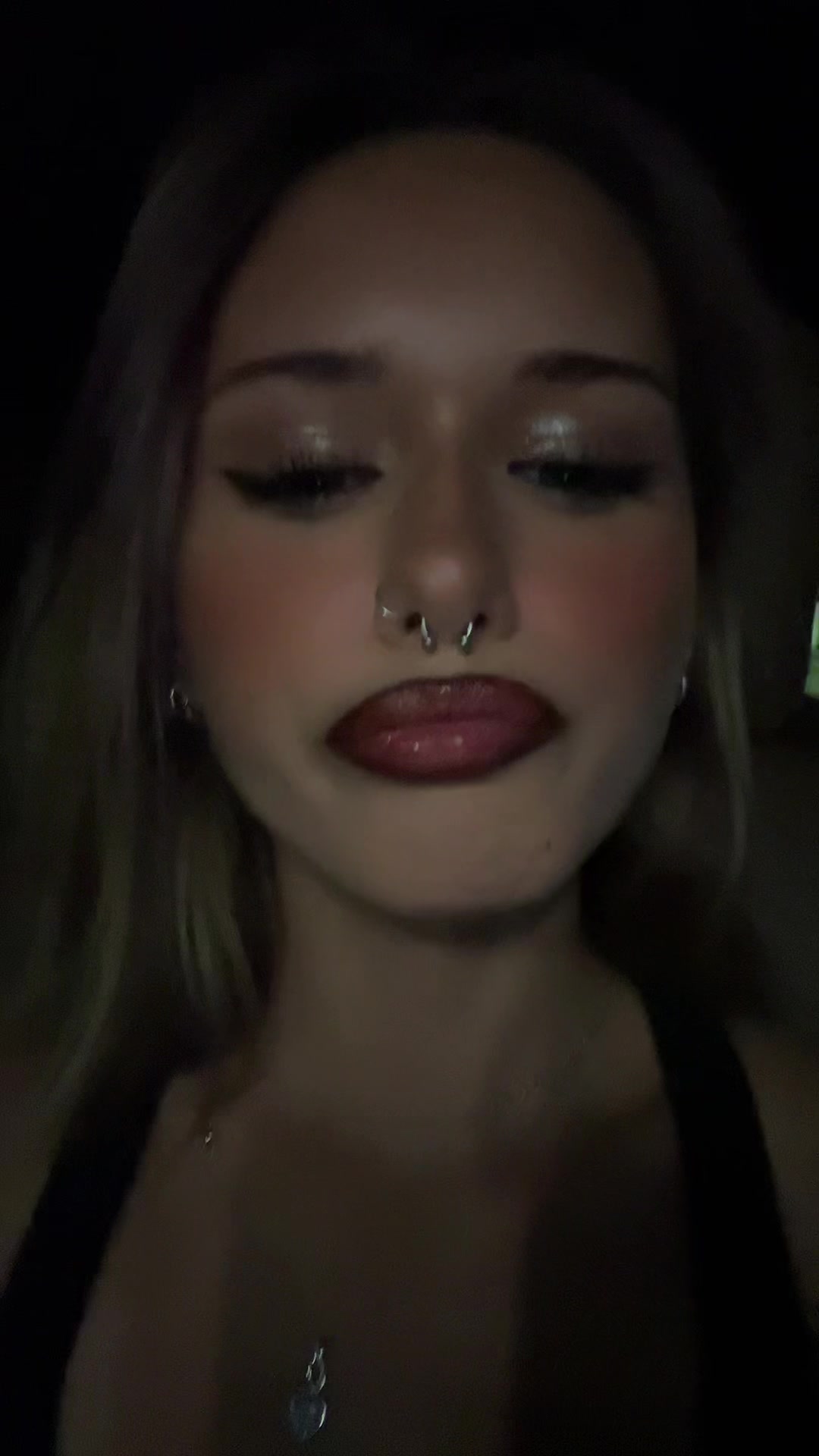 @ahailoh