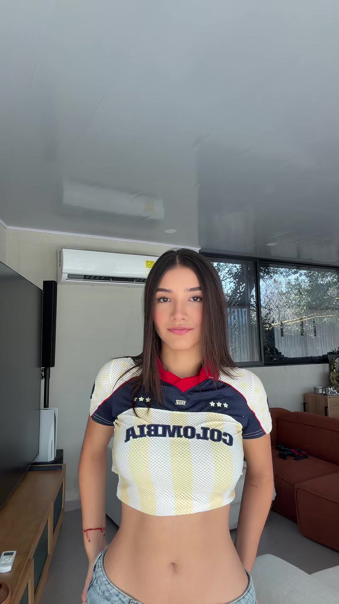 @oficialmaryaguilar