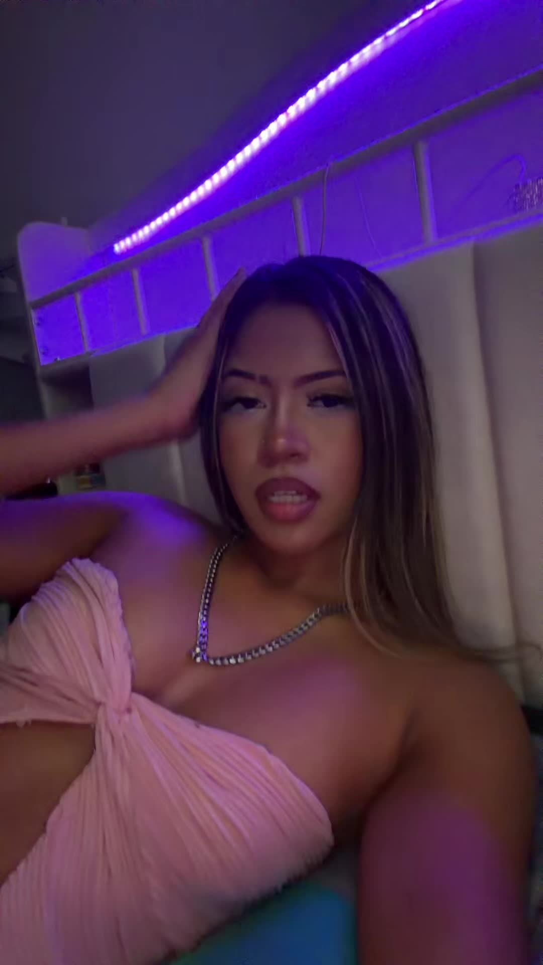 @thatgirl_affnan