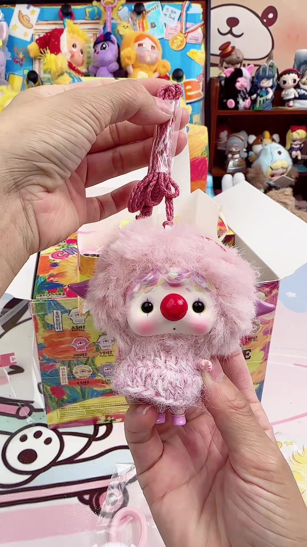 @UJU_TOYS