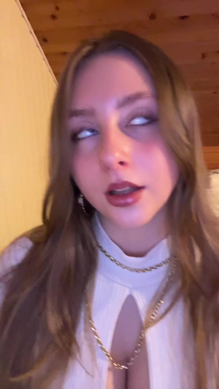 @✨ℒℯ𝓃𝒾✨