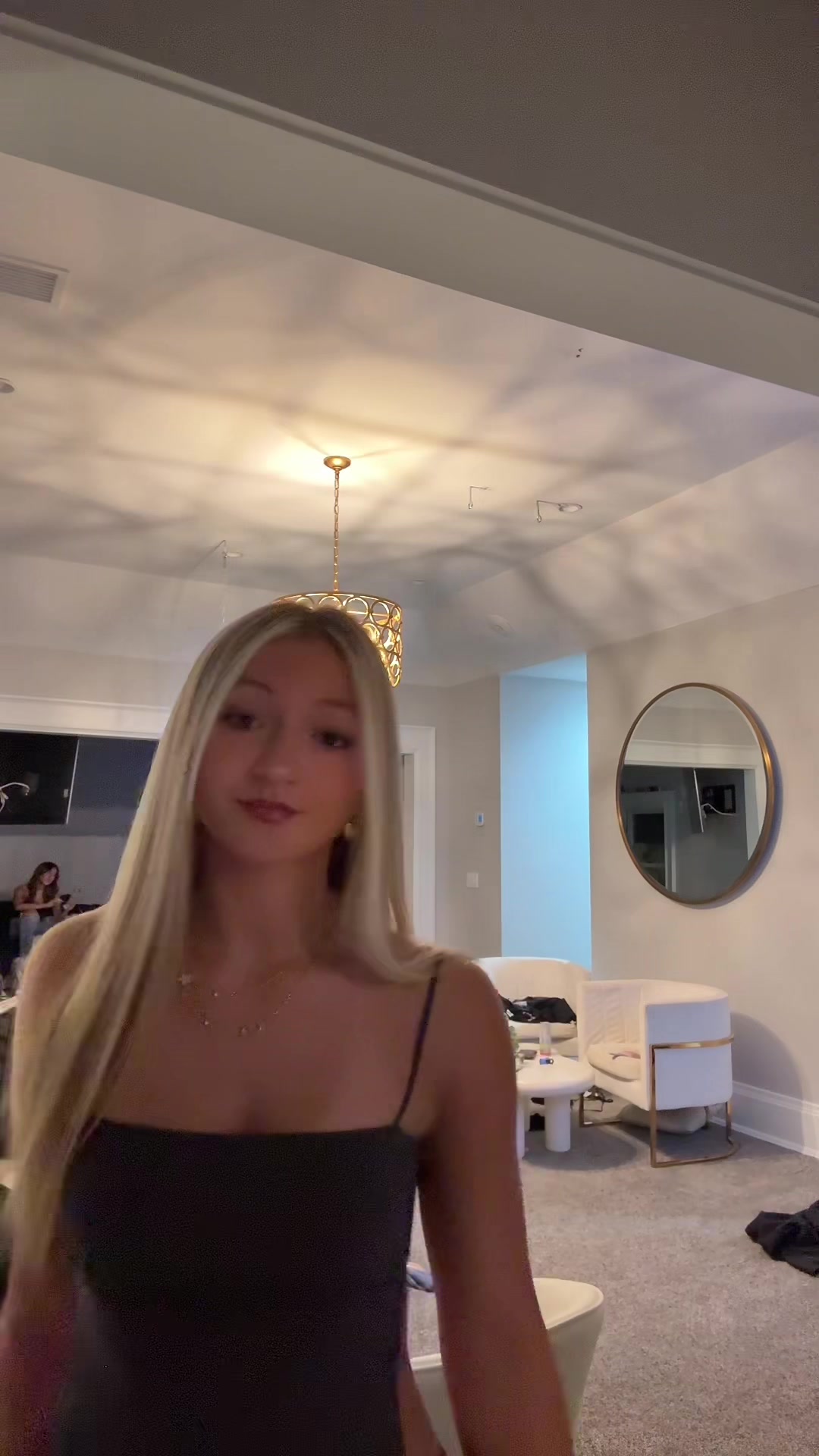 @bella