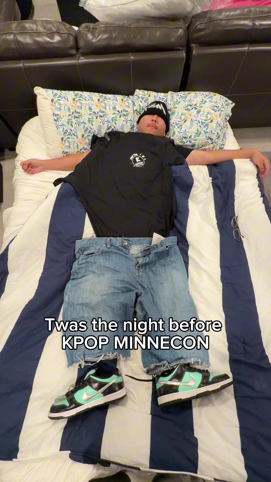 @MNKPOPCONNECT